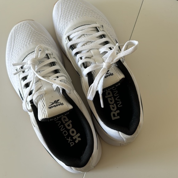 never worn, brand new Reebok nano x4 - Picture 3 of 3